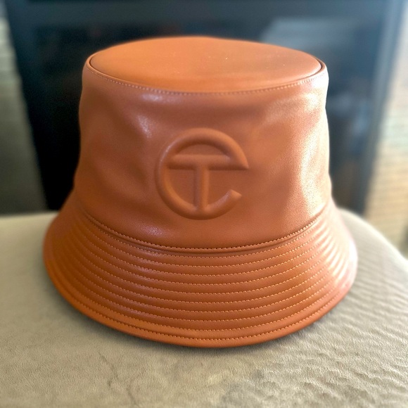 Telfar leather hat , tan color. Size L/XL New - Picture 1 of 6